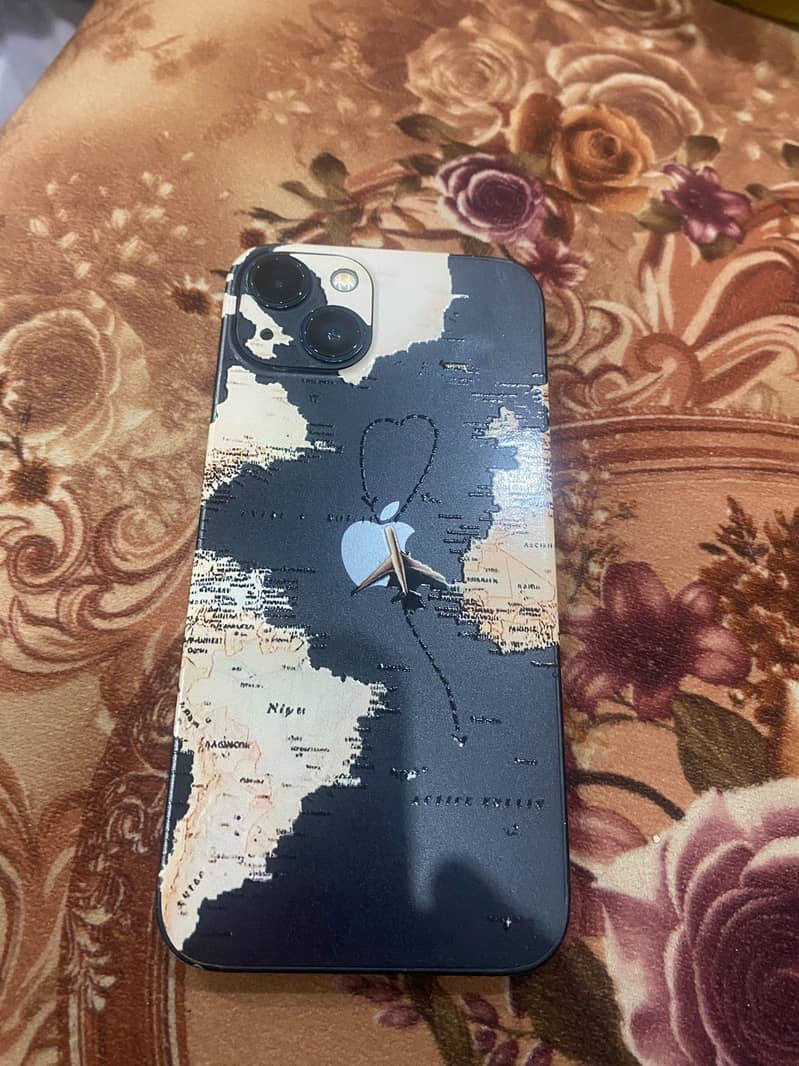 Apple iPhone 13 2