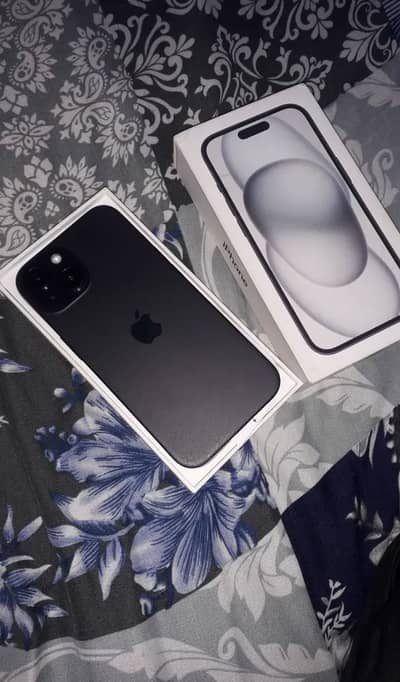 Apple iPhone 15