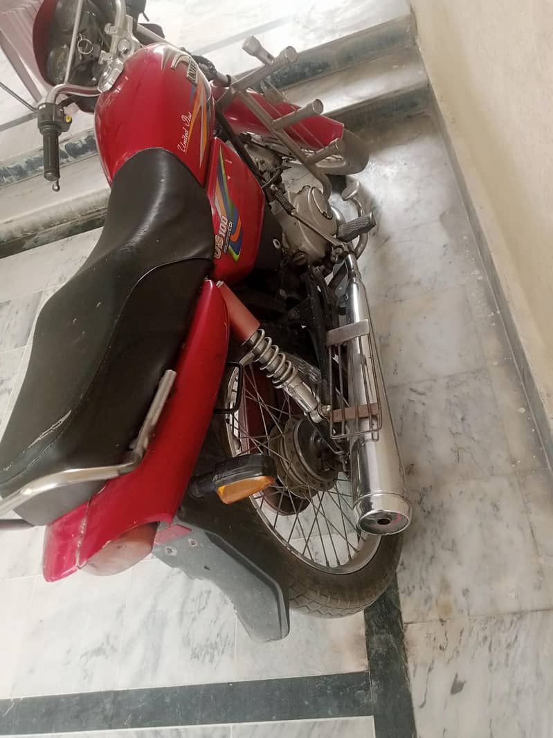 united 100cc 0