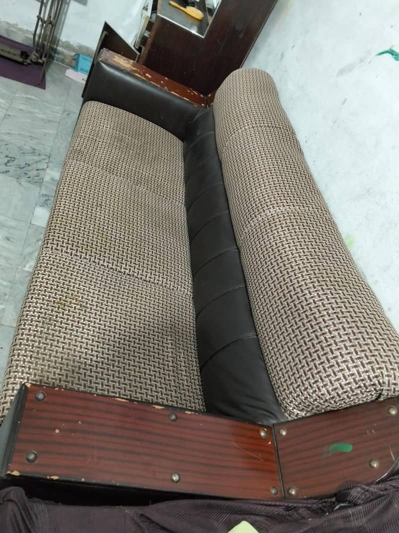 5 Seater Sofa Set 0