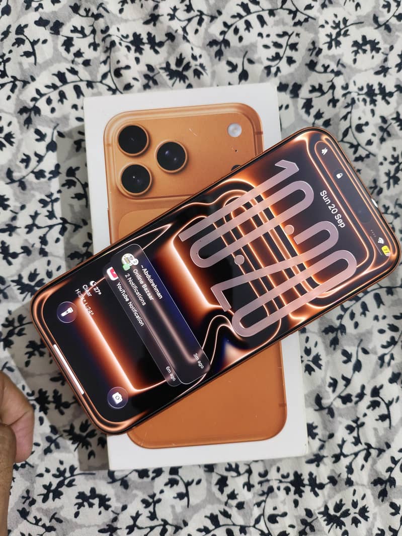 Apple iPhone 17 Pro Max 1
