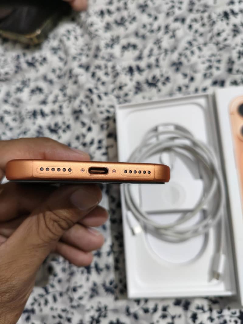 Apple iPhone 17 Pro Max 7