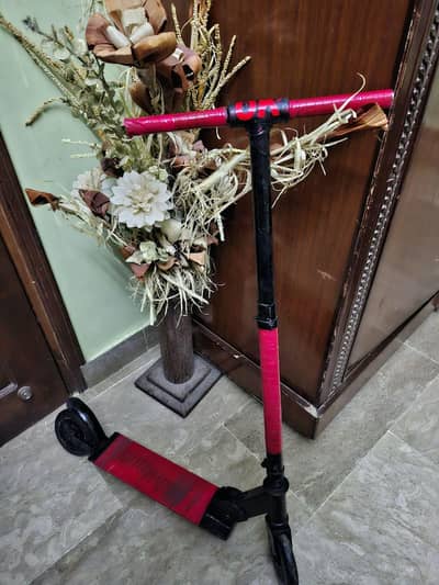 Scooty for kids new condition