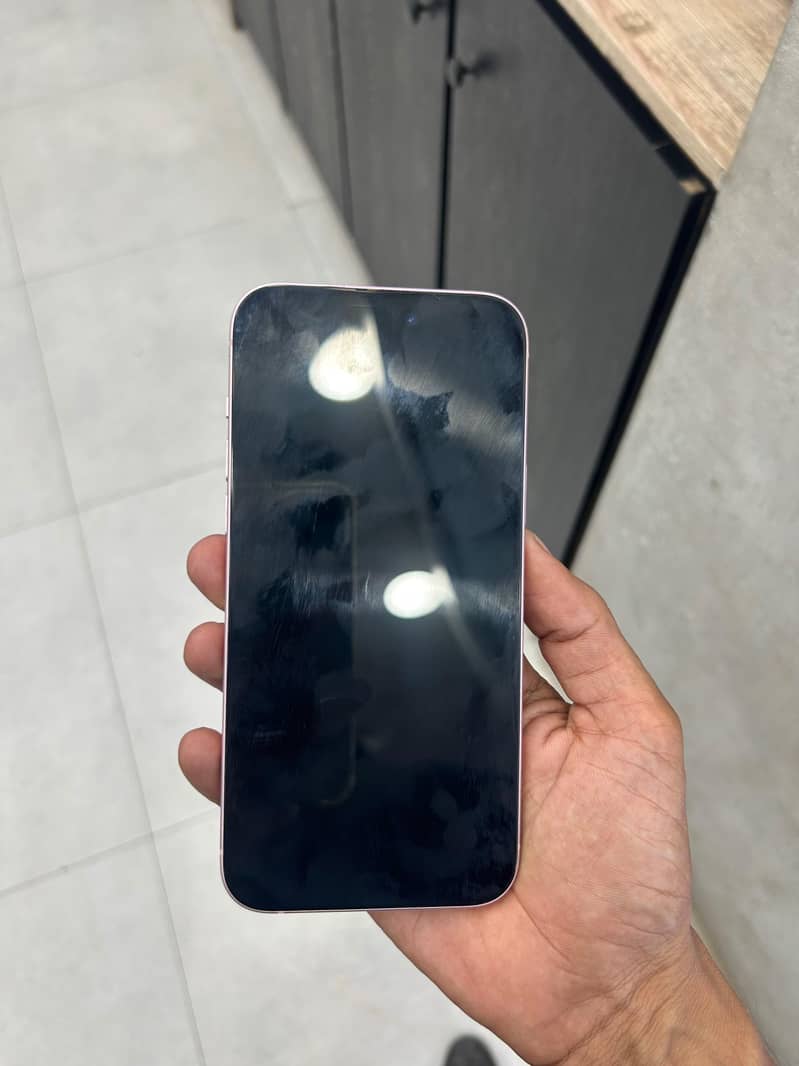 Apple iPhone 15 plus 1