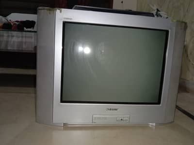 Sony Trinitron 21" CRT TV – Original Sony – Retro/Gaming TV