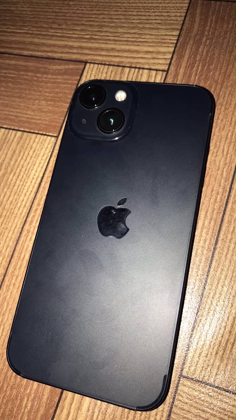 Apple iPhone 13 1