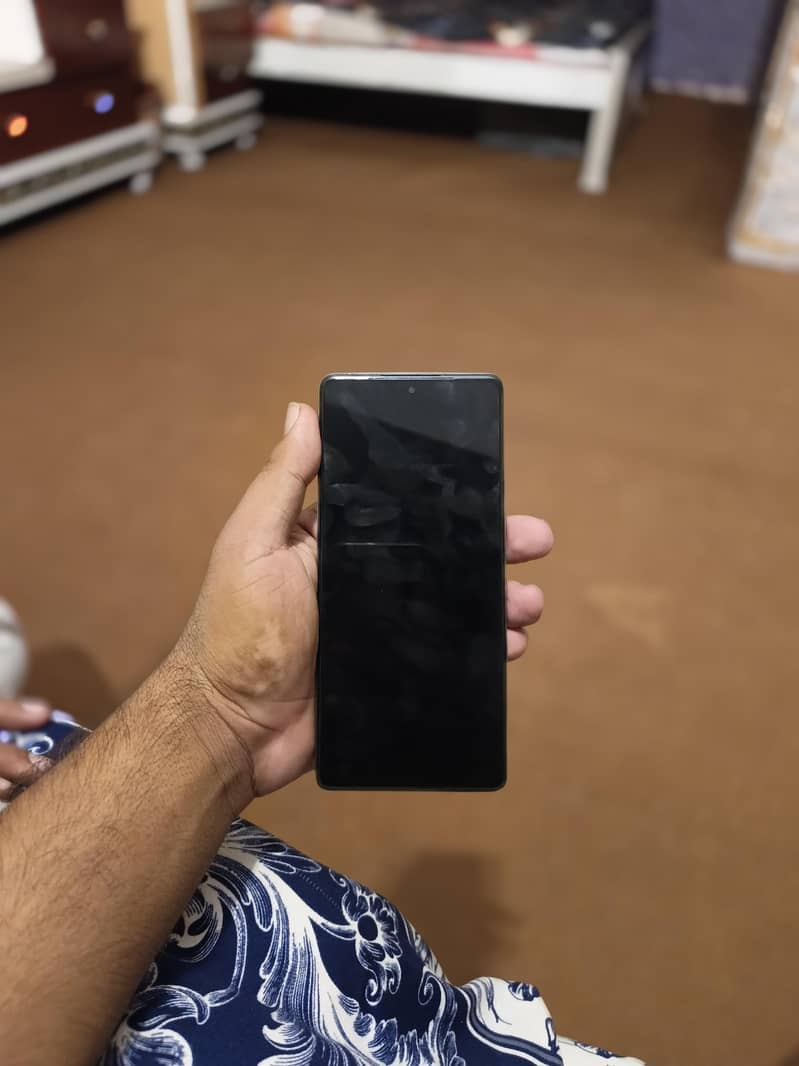Tecno CAMON 30 10