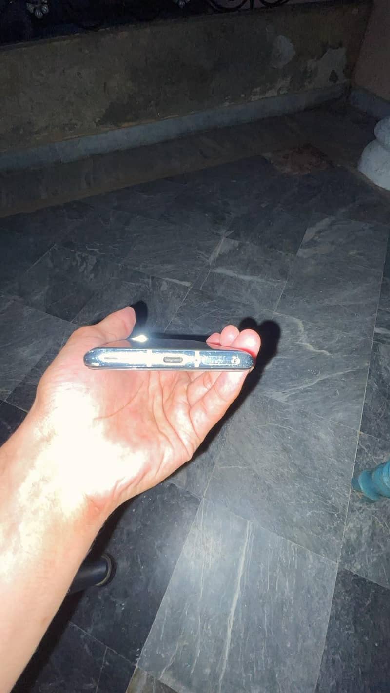 One Plus 8T 1