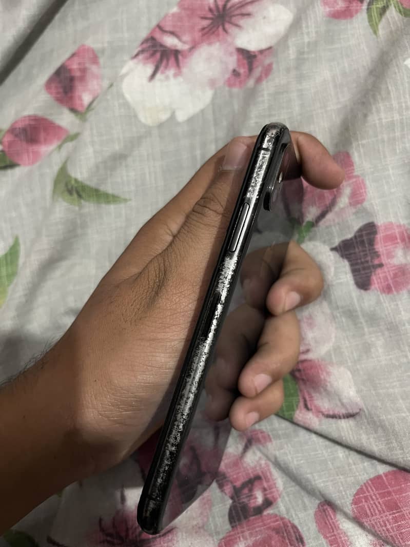 Apple iPhone X 1