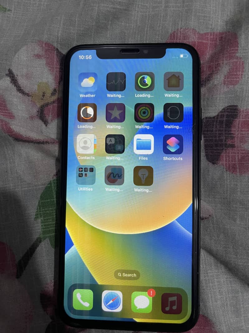 Apple iPhone X 4
