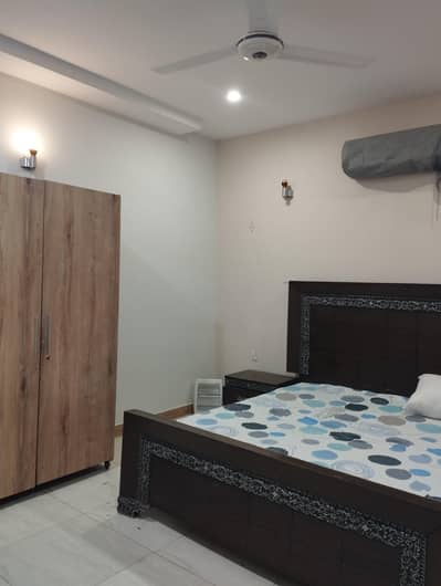 ROOM FOR MALE AC