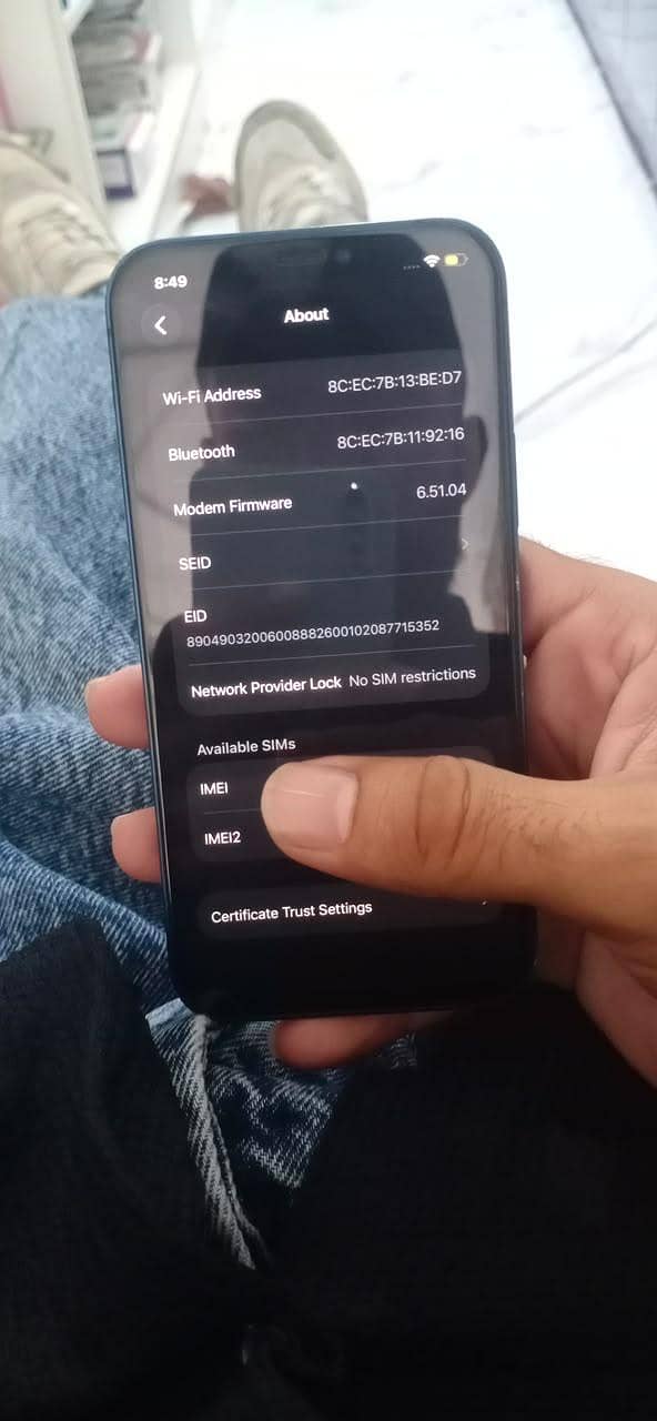 Apple iPhone 12 6