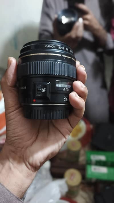Canon Ef 85mm f/1.8