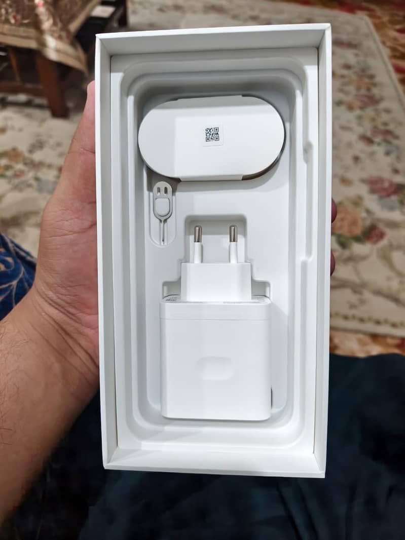 OPPO A6s 9