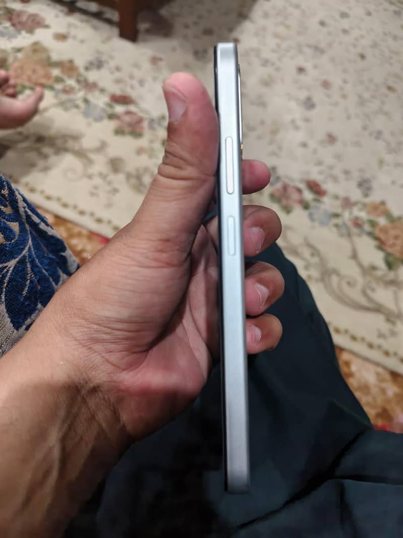 OPPO A6s 11