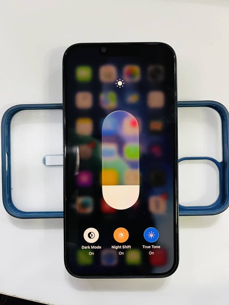 Apple iPhone 14 7