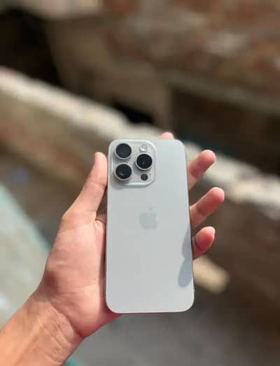 Apple iPhone 15 Pro