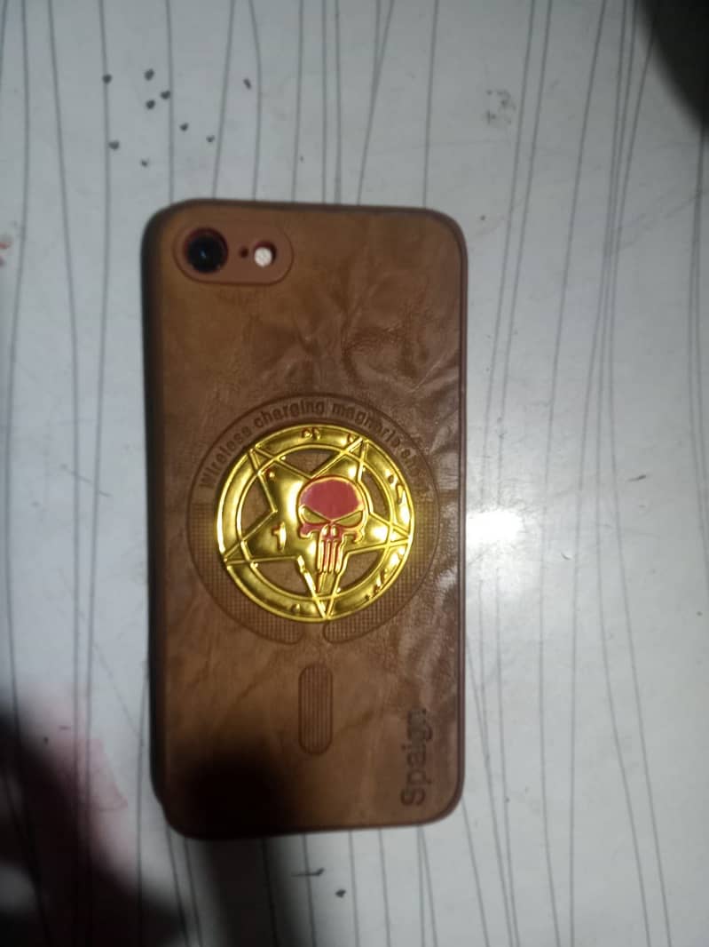 Apple iPhone 7 2