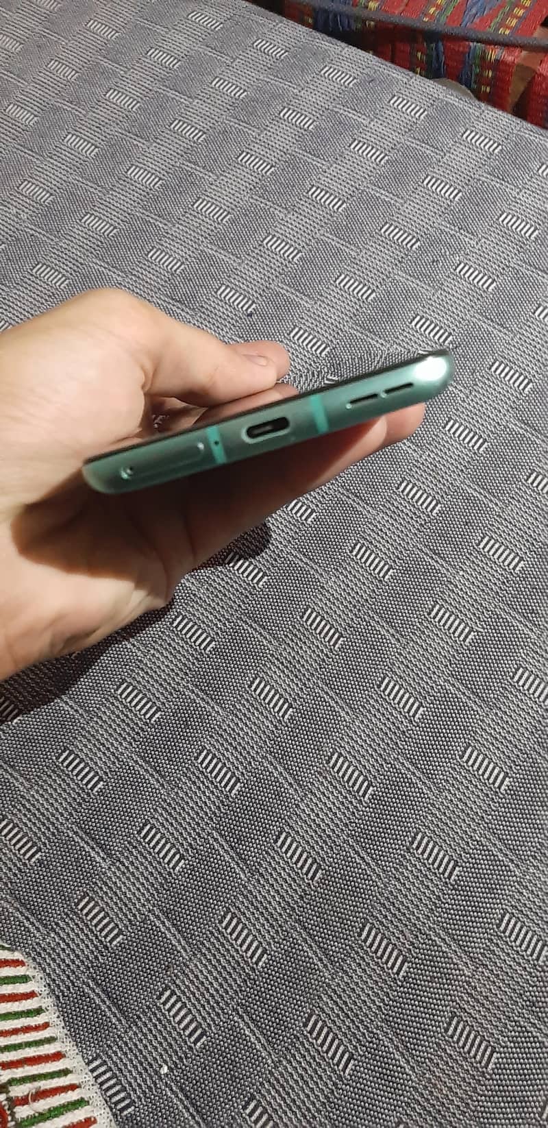 One Plus 8T 4