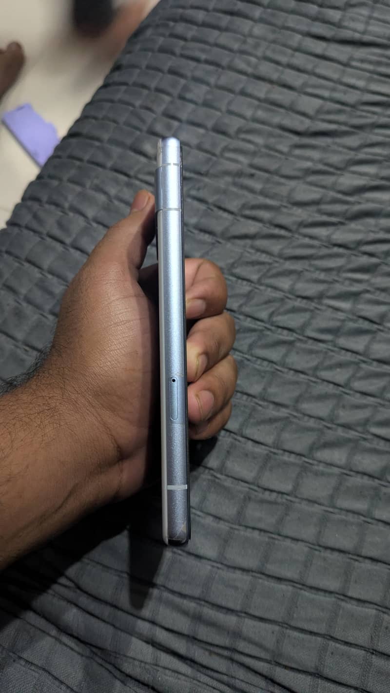 Google Pixel 7a 5