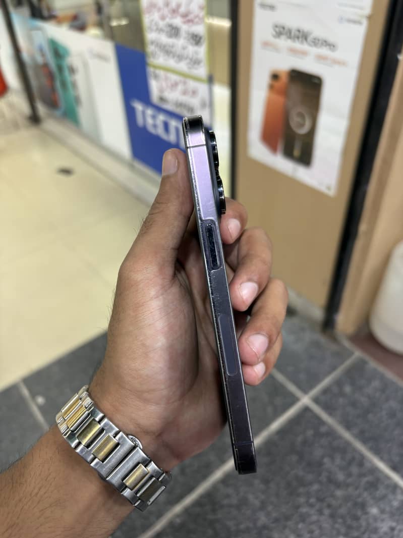 Apple iPhone 14 pro 256 2