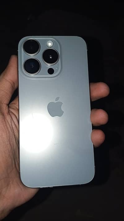 Apple iPhone 15 Pro jv