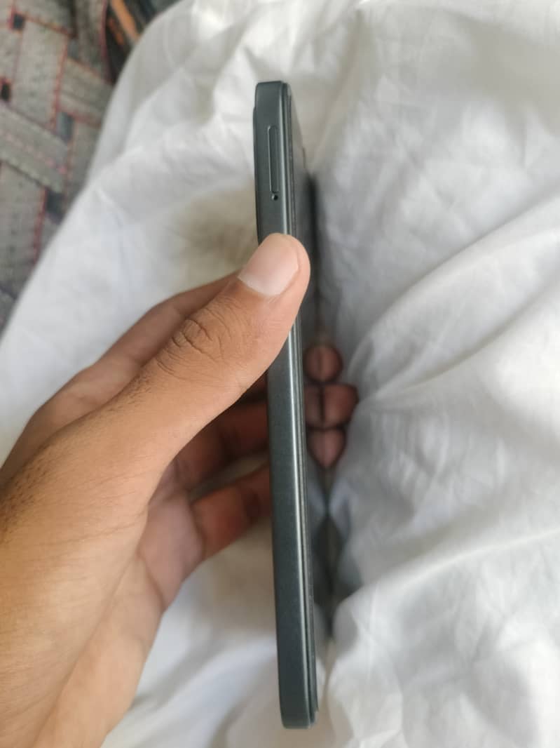 Tecno spark 50 4