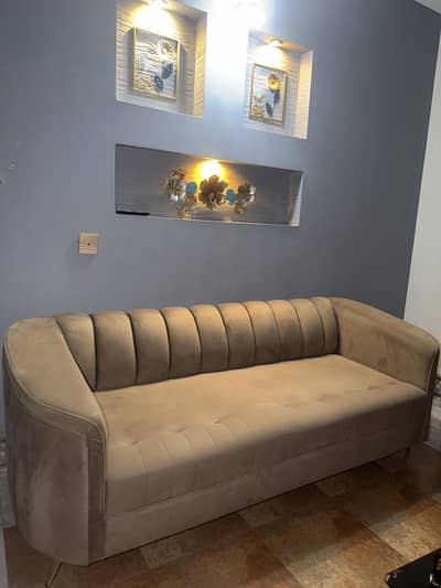 7 seater moltyfoam sofa set with center table
