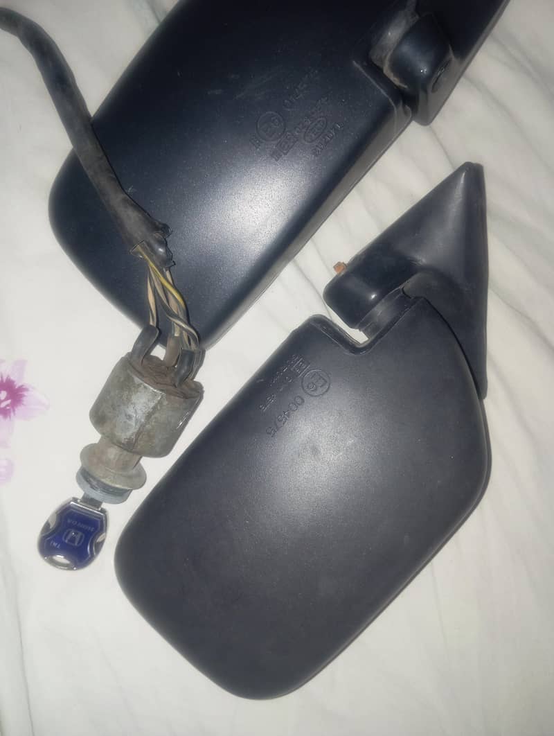 mehran side mirror or switch hai 1
