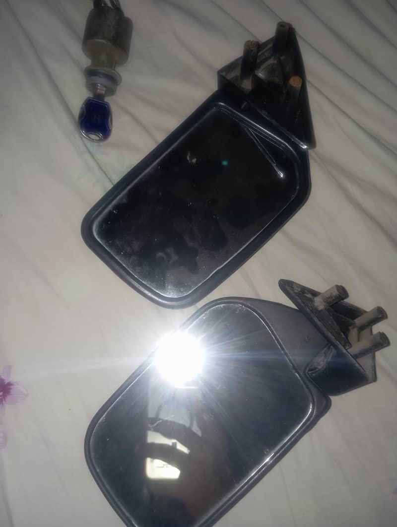 mehran side mirror or switch hai 4