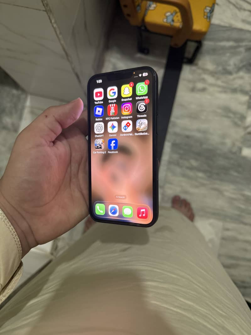 Apple iPhone 13 2
