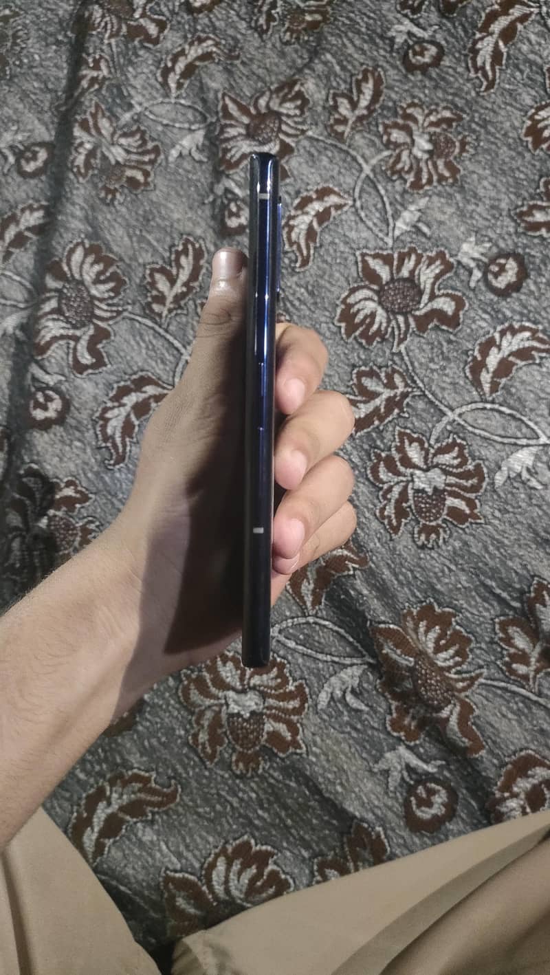 Doogee V20 1