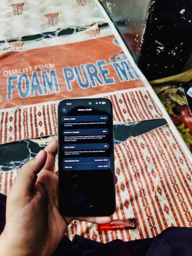 Apple iPhone 15 Pro Max 3