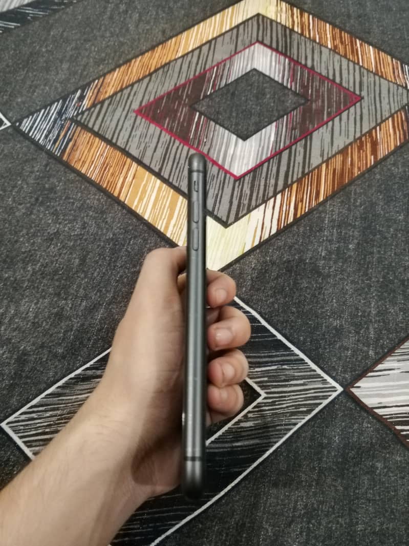 Apple iPhone 11 2