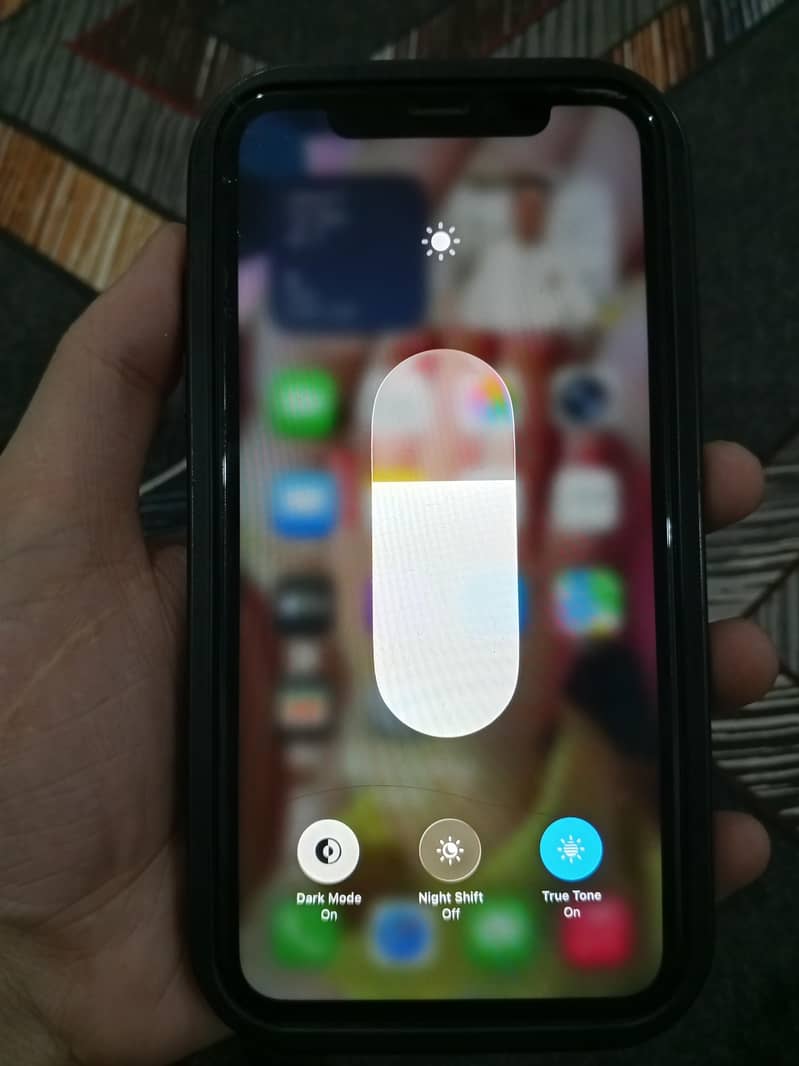 Apple iPhone 11 3