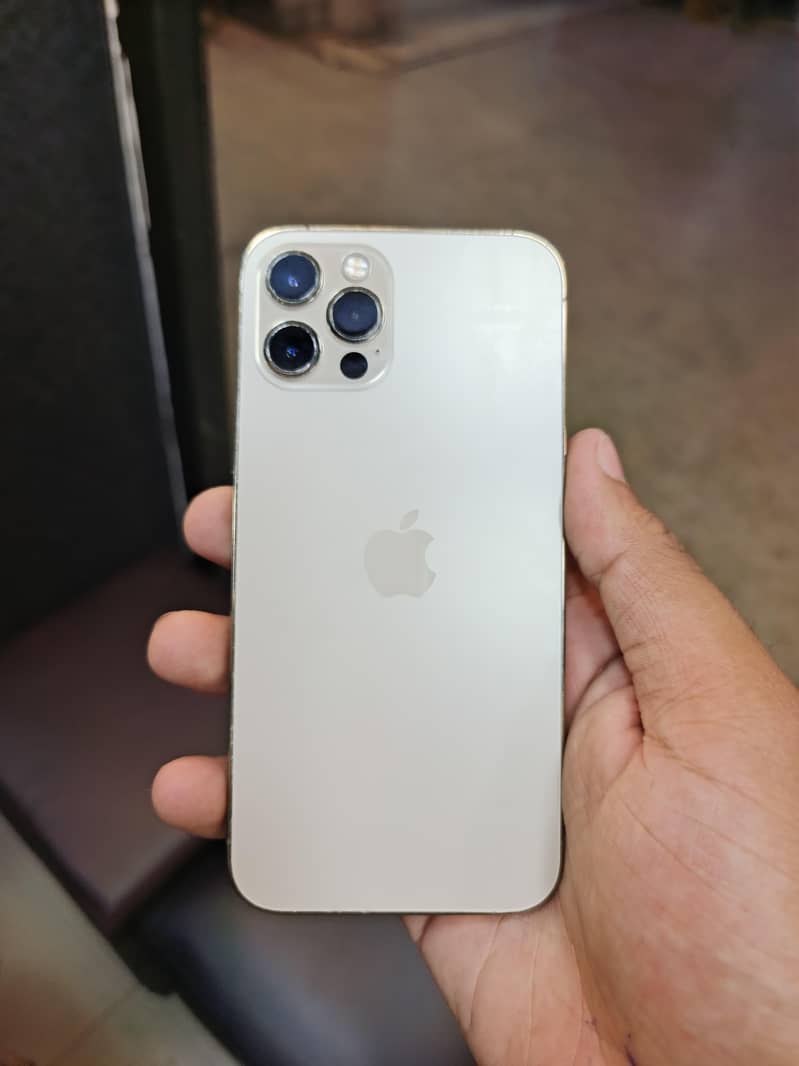 Apple iPhone 12 Pro 2