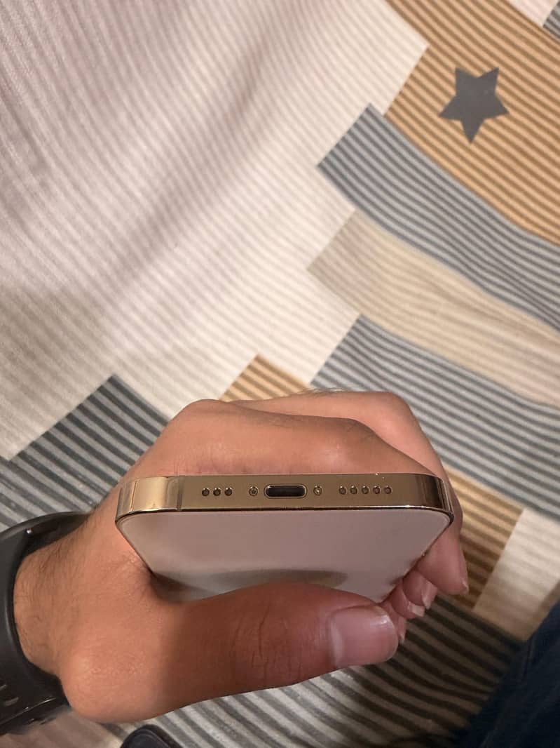 Apple iPhone 12 Pro 8
