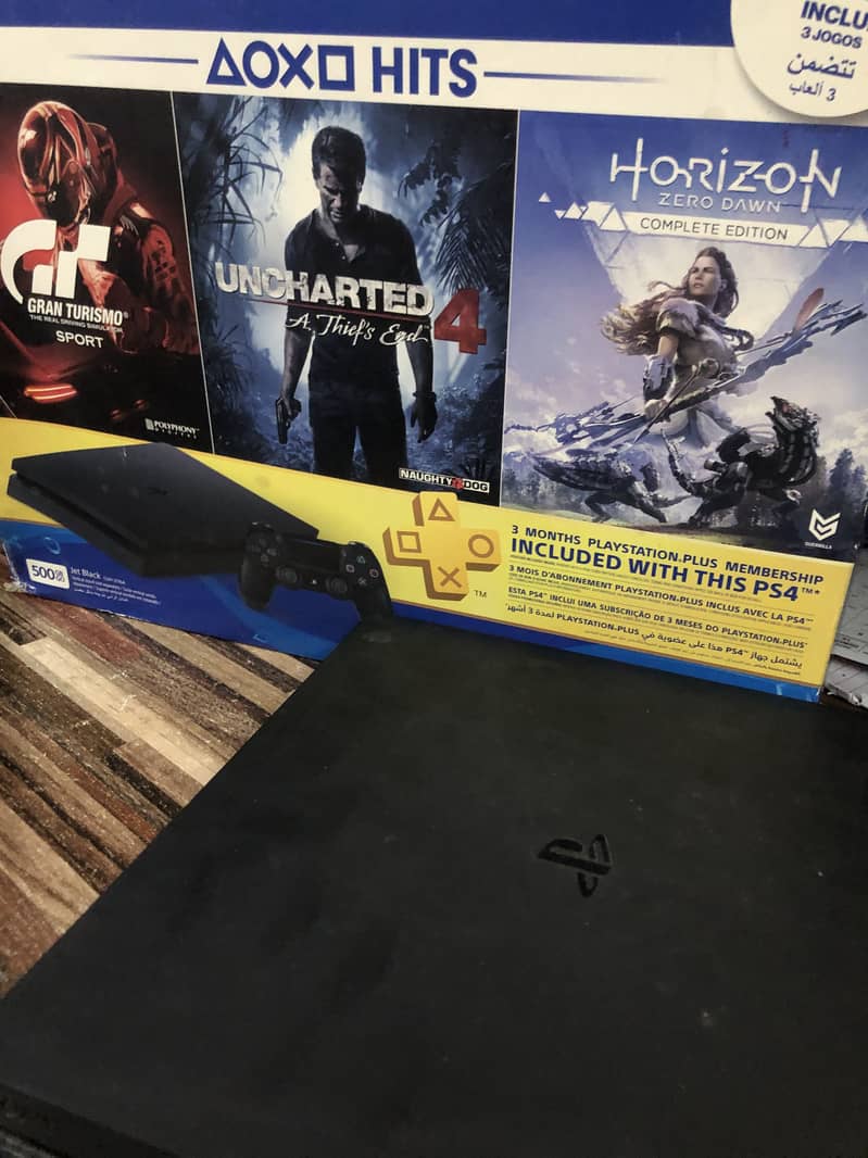 Ps4 slim 0