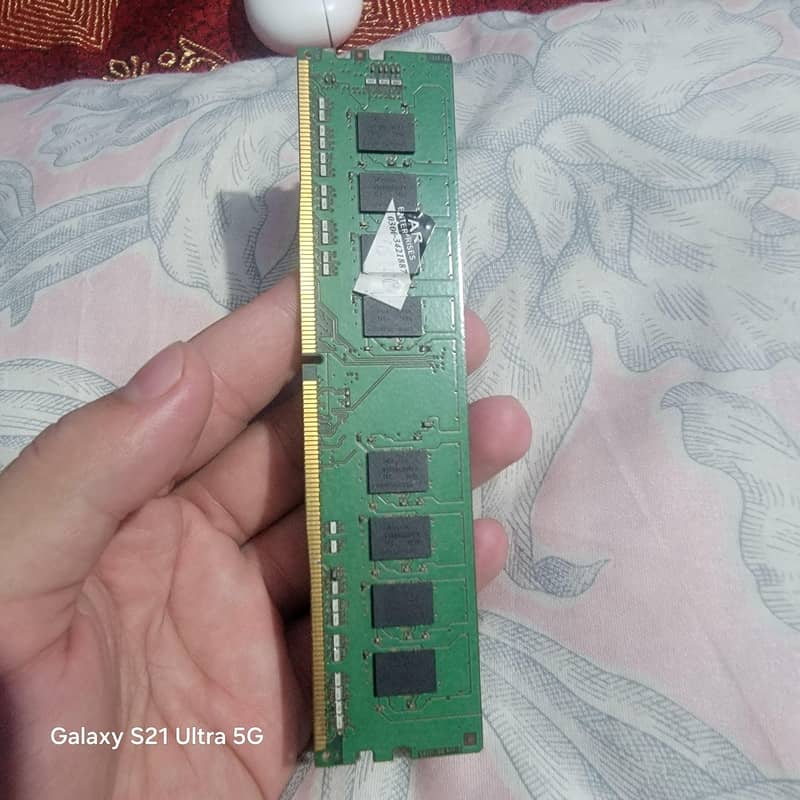 DDR4 RAMS 3