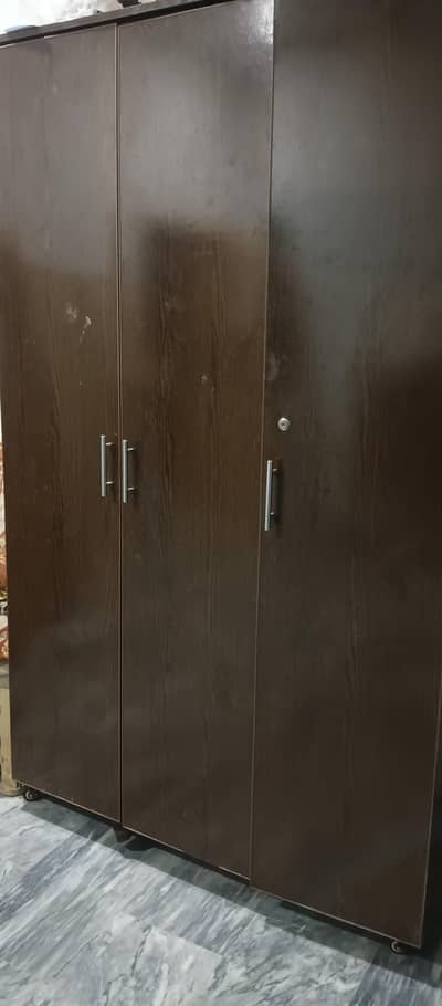 3 door wooden almari