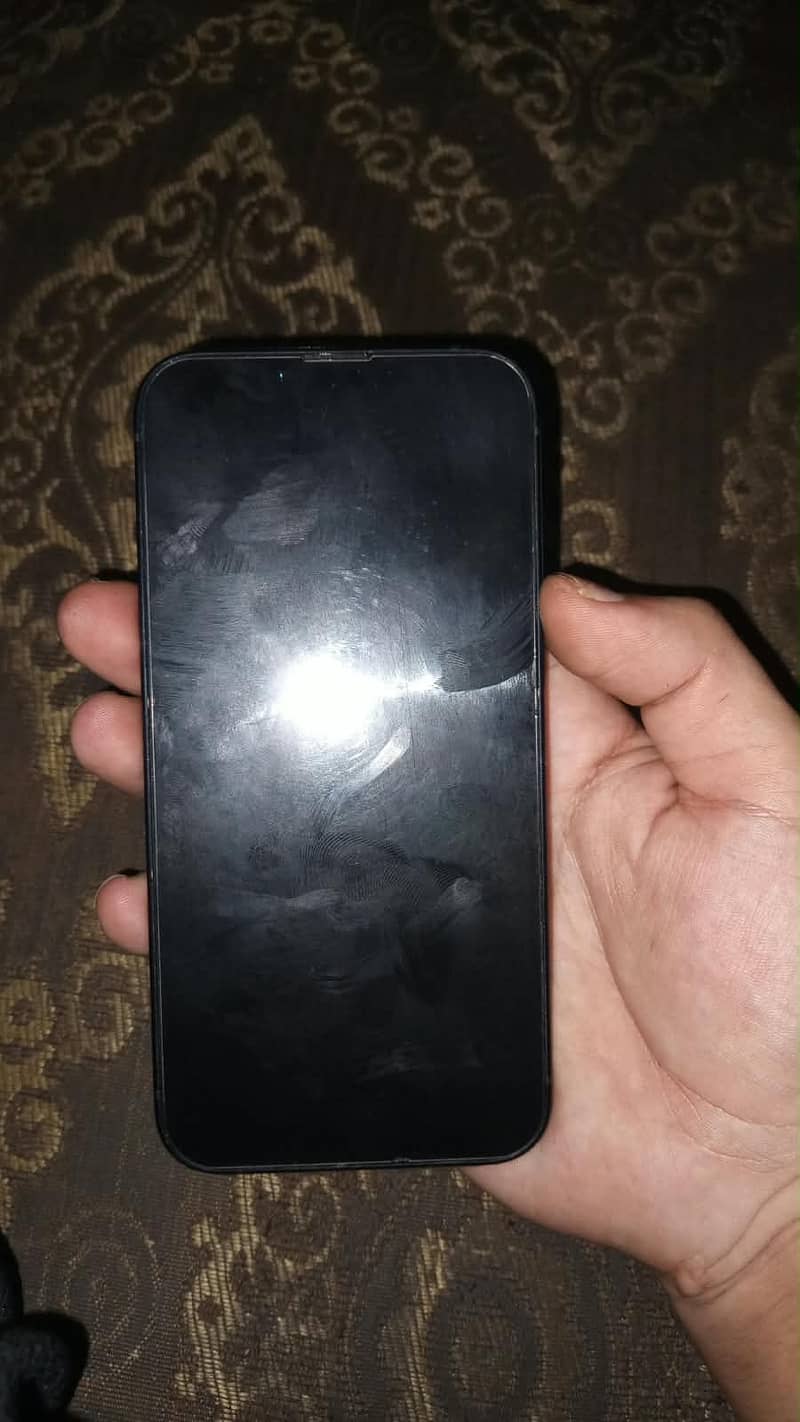 Apple iPhone 13 3