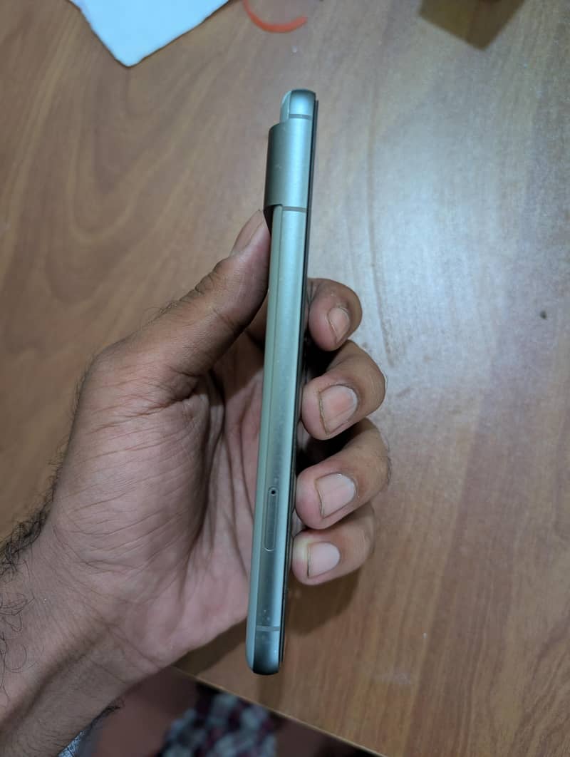 Google Pixel 8 1