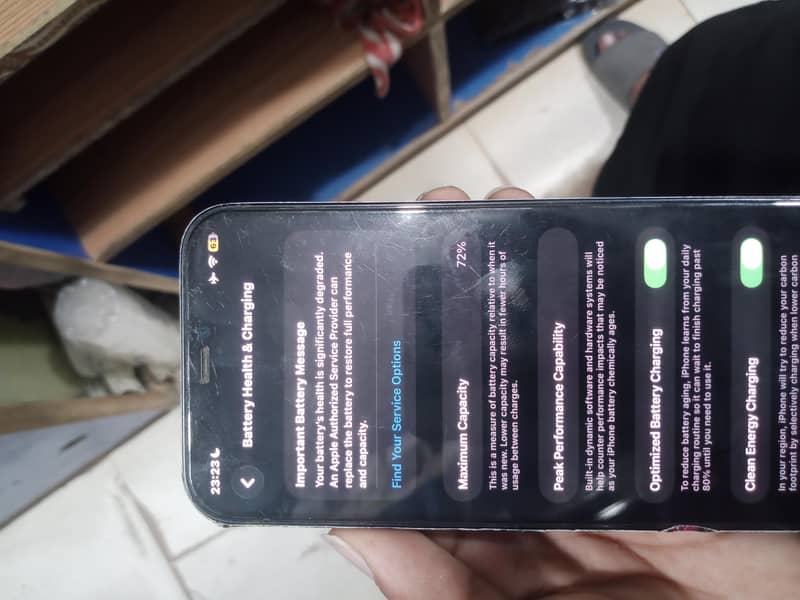 Apple iPhone 12 6