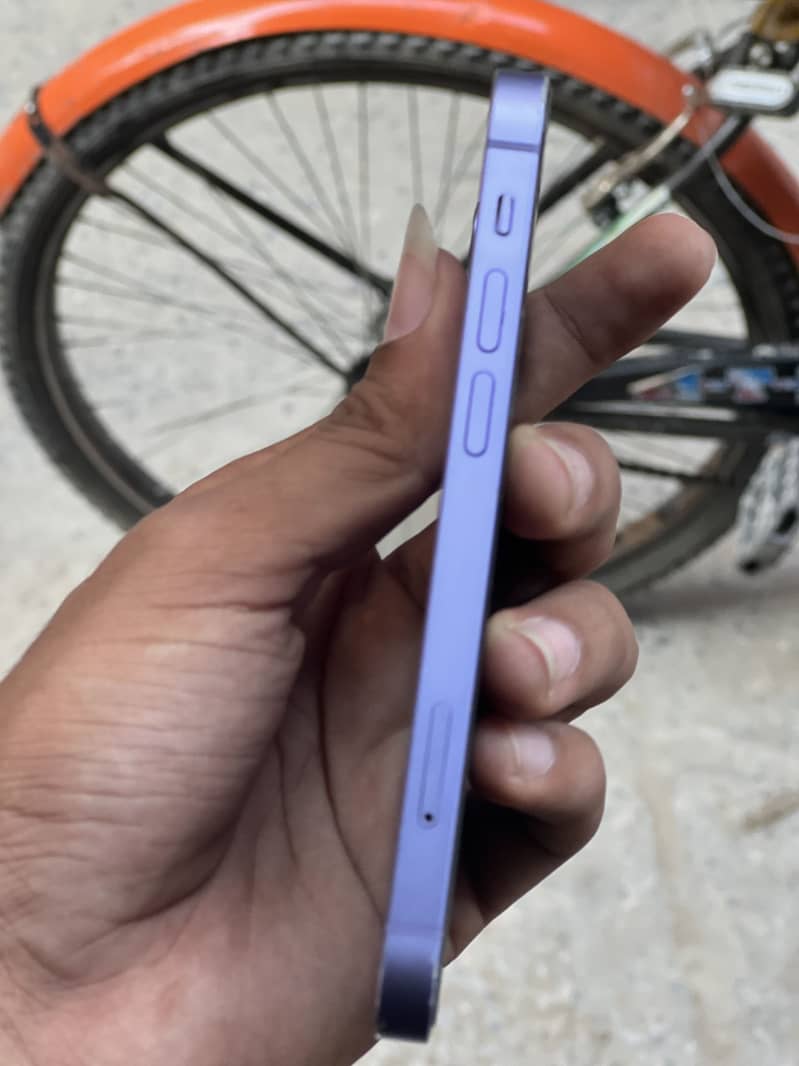 Apple iPhone 12 mini 5