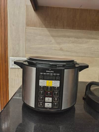 Philips Electric Rice Cooker HD2136/65 ( Orignal Model  )