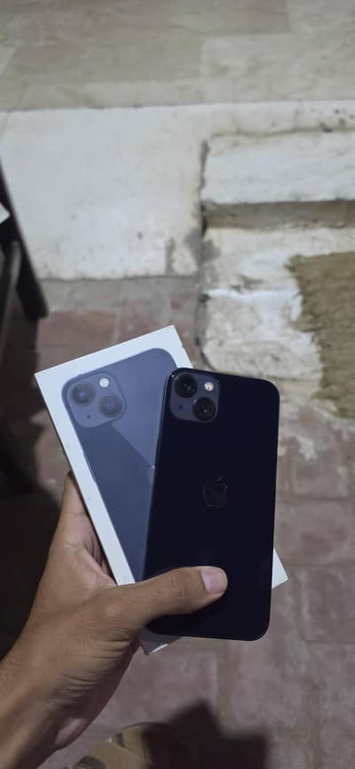 Apple iPhone 13 jv