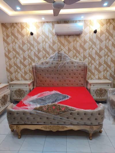Luxury King Size Bed Set & Coffee Table Set – Beautiful Classic design
