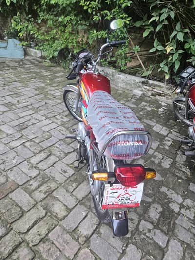 Honda CD 70 brand new condition
