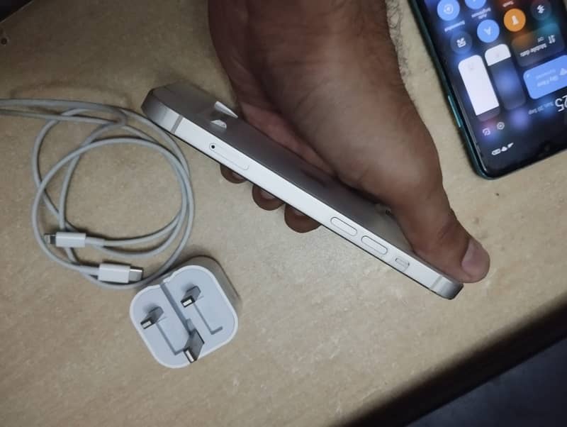 Apple iPhone 14 1