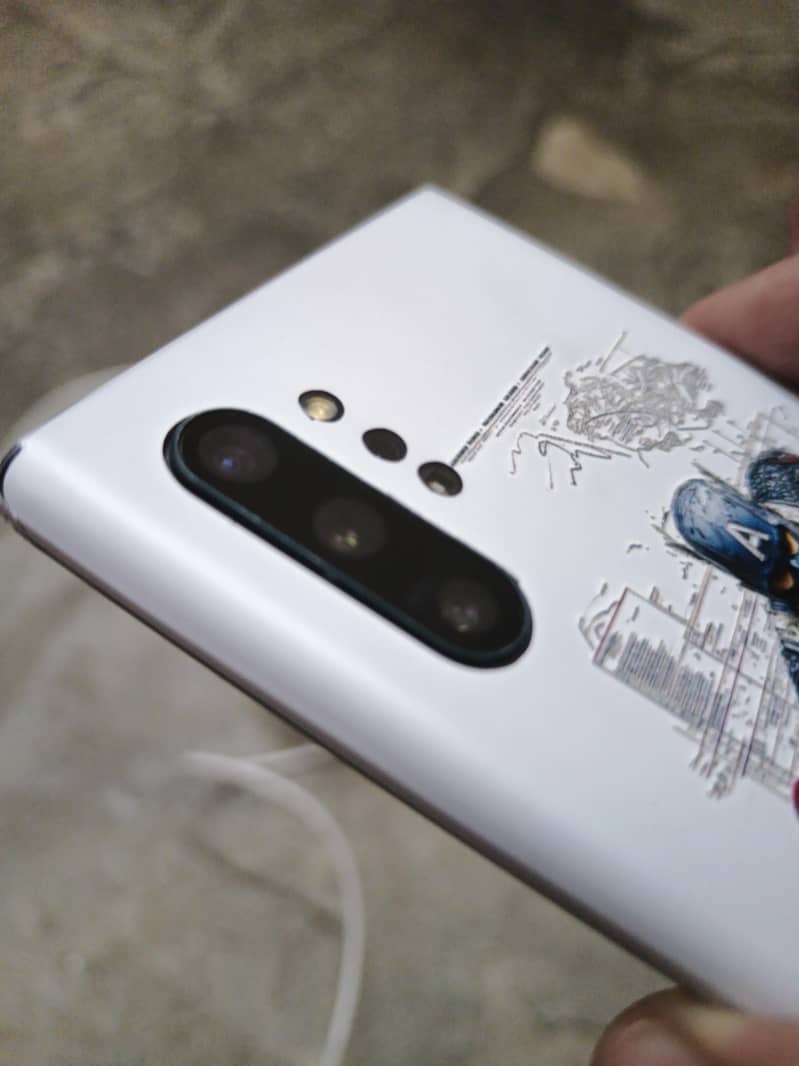 Samsung Mobile Note 10 Plus 6